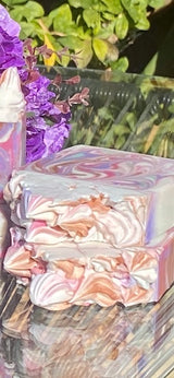 "Assien" - Floral Fusion